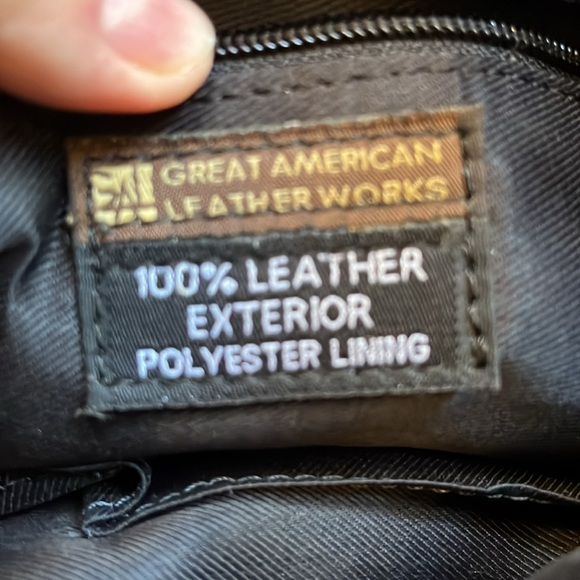 Great American Leather Works crossbody - Picture 5 of 7